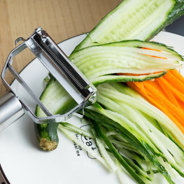 Vegetable Peeler & Julienne Cutter